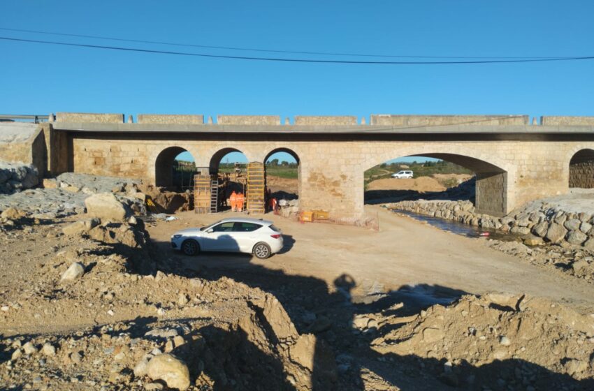 La Diputació de València restableix la connexió per carretera entre Godelleta i Montserrat