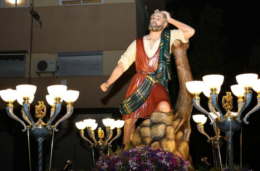 Processons, trasllats i encontres protagonitzen el Dimecres Sant a Torrent