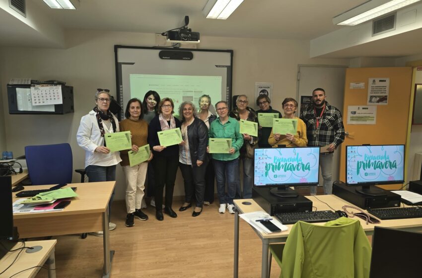  Finalitza un nou curs d’alfabetització informàtica a Burjassot