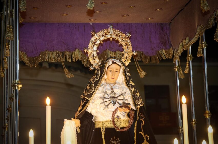 Torrent celebra demà el Divendres de Dolors amb una emotiva processó nocturna