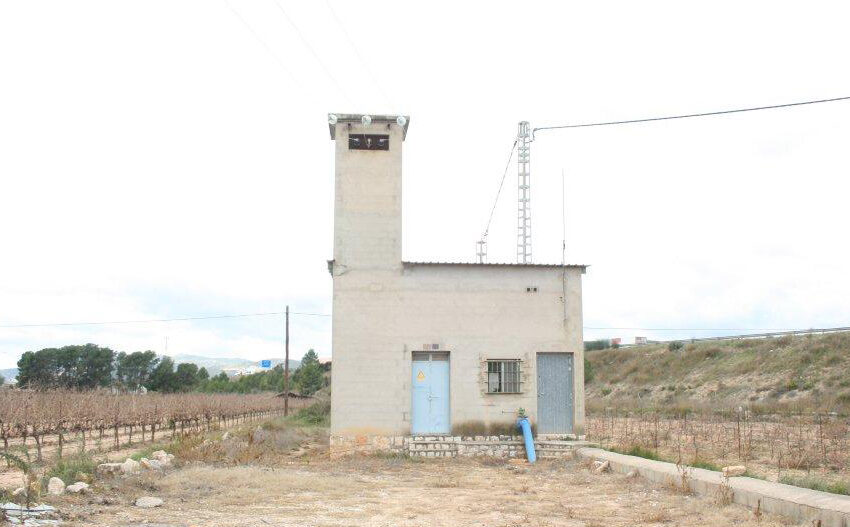 Els problemes en el reg, la refrigeració i la logística, principals incidències al camp valencià a causa de l’apagada elèctrica