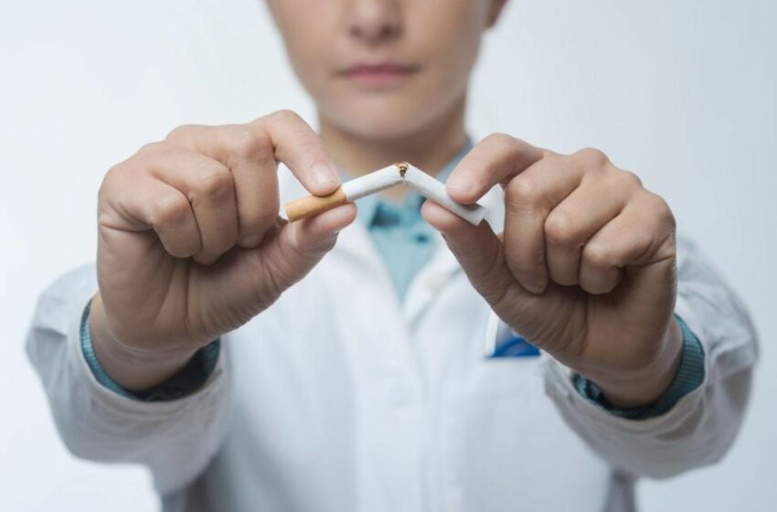 Sanitat facilita tractament farmacològic per a deixar de fumar a prop de 70.000 valencians el 2024