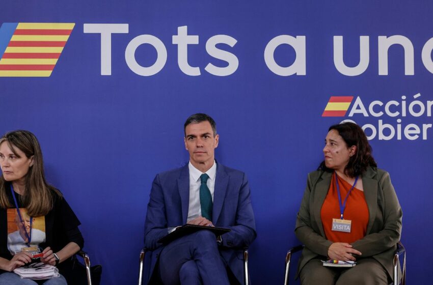 Pedro Sánchez es reuneix amb les víctimes de la DANA a la Delegació del Govern de València