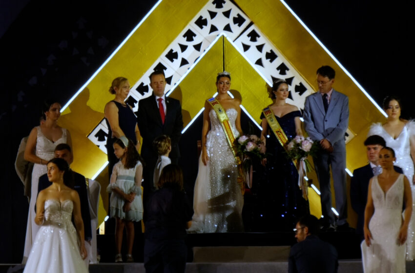 Alberic celebra amb gran emoció la presentació de la Regina de Fira i Festes 2025 i la seua Cort d’Honor