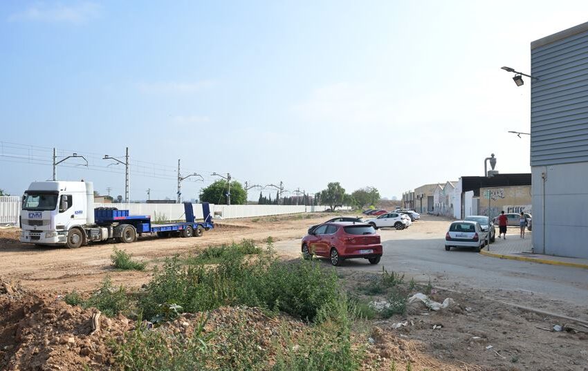 Adjudicat el contracte per a la reurbanització del carrer José Segrelles al polígon industrial L’Estació de Paiporta