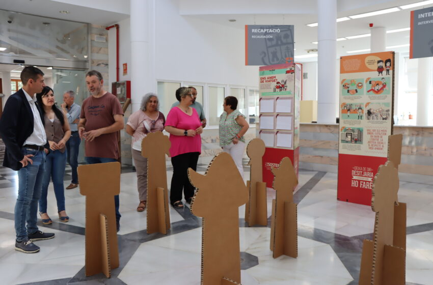 El Fons Valencià per la Solidaritat visita Burjassot amb una exposició, un contacontes i un taller de cuina