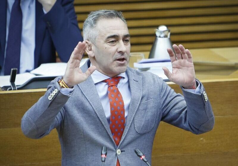 Barrachina: “Sánchez passarà a la història per ser el president que va acabar amb l’agricultura de la província d’Alacant”