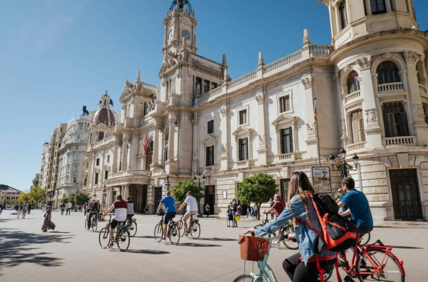 El turisme internacional deixa més de 34.000 milions d’euros a Espanya en el primer quadrimestre de 2025