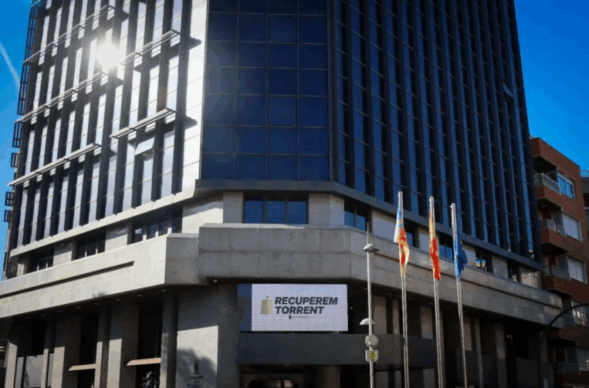  Acord històric: Ajuntament i sindicats aproven per unanimitat la carrera professional a Torrent