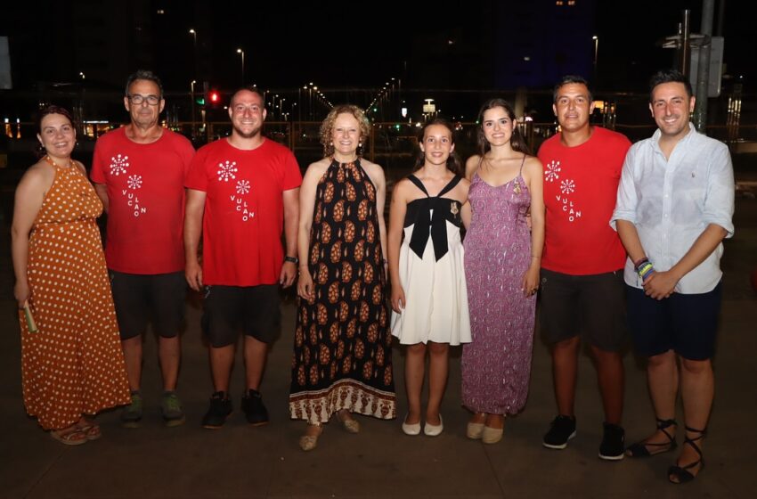 Torrent dona inici a les festes patronals amb música, pólvora i gran ambient