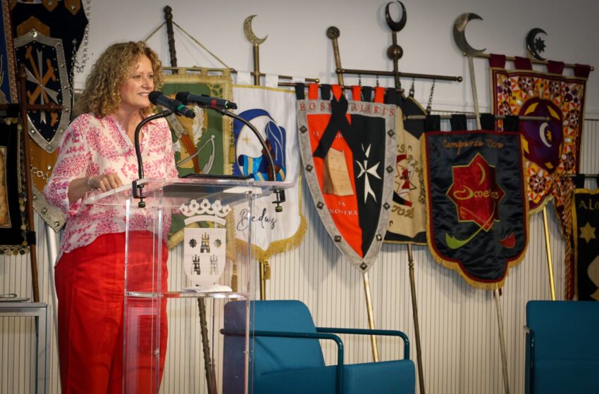  Torrent homenatja la música de Moros i Cristians amb un llibre que recull 37 composicions locals