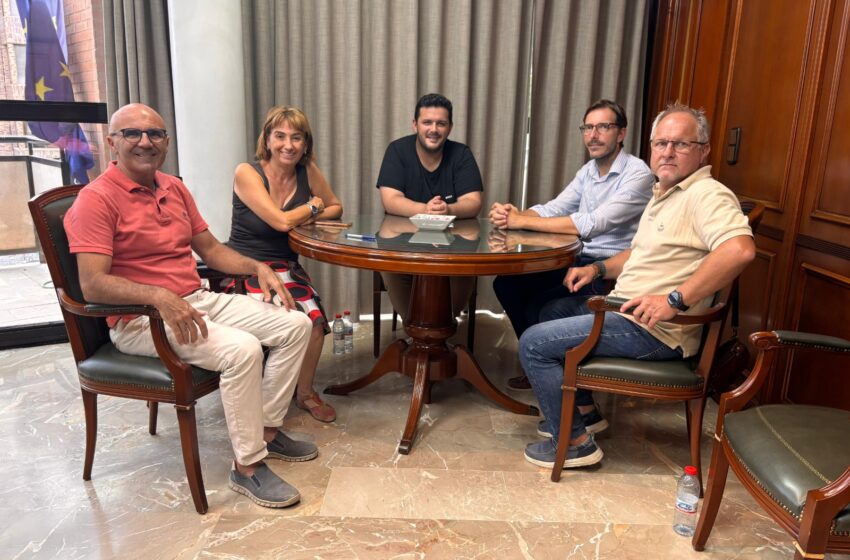 El director general d’Infraestructures Educatives i l’alcalde d’Albal supervisen l’avanç de les obres de l’IES Albal