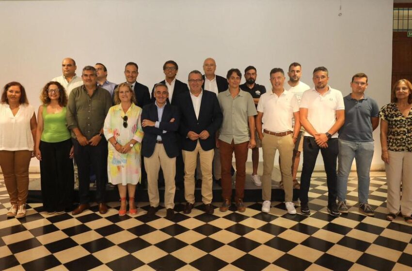  Barrachina afirma que este Consell aposta pels joves agricultors davant un Govern central que els nega l’aigua