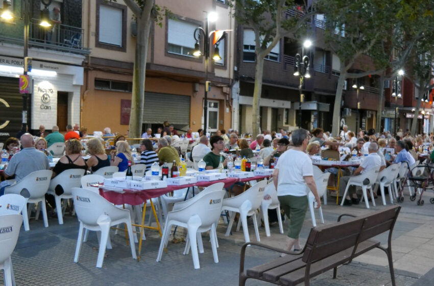  Una nit per al record: Aldaia homenatja els seus majors amb un gran sopar a la fresca