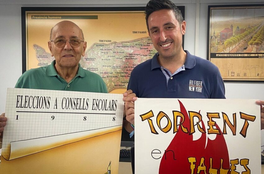 L’Ajuntament de Torrent rep una valiosa col·lecció de cartells històrics de Santos Fausto Montero Lorenzo