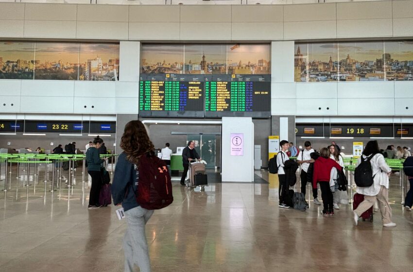 L’Ajuntament de Manises insta al Govern d’Espanya a paralitzar l’ampliació de l’aeroport