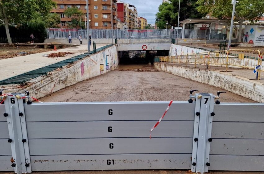 El desbordament del barranc de la Saleta colpeja Aldaia en la primera gran incidència de les pluges de 2025