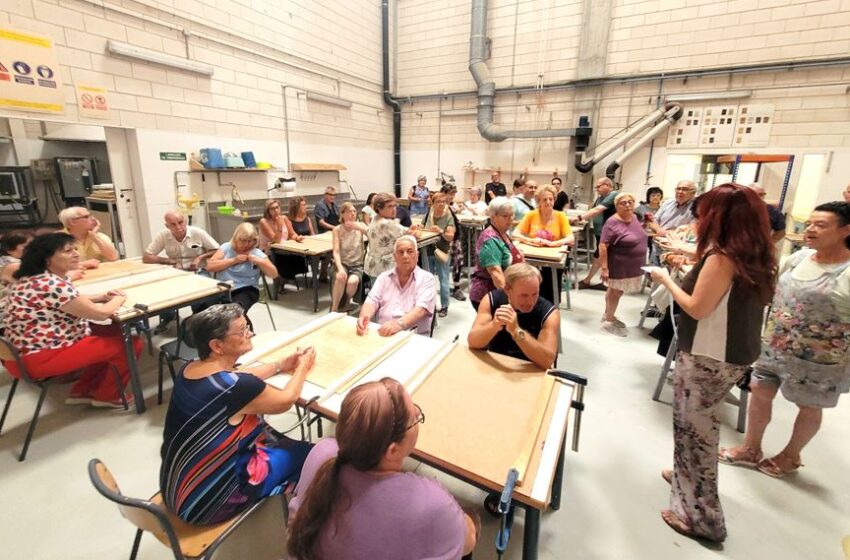  Veïns i veïnes de Benetússer participen en el tercer taller per al monument en homenatge a les víctimes de la riuada