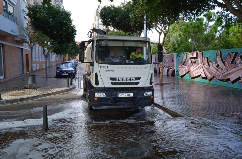 Manises reforça la neteja urbana i prepara un nou contracte per a 2026