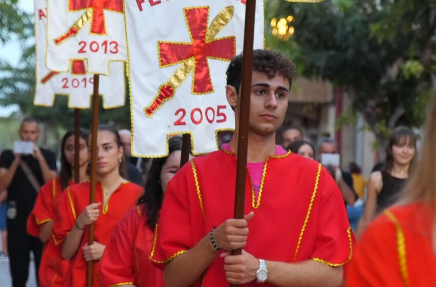  La pluja obliga a ajornar l’Entrada Mora i Cristiana d’Albalat de la Ribera en l’any del seu 50 aniversari