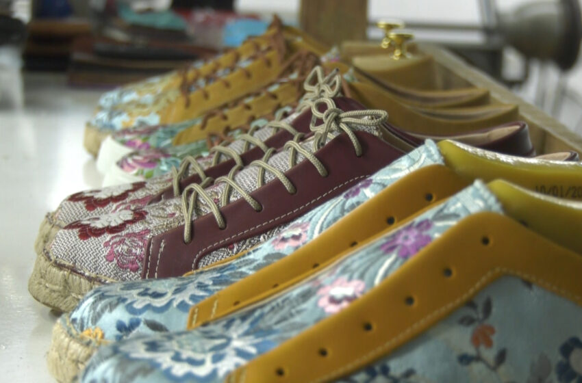  Cristian, artesà de Sollana amb reconeguts treballs manuals