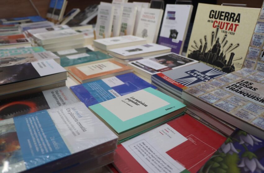  Torrent inaugura demà la 52a Fira del Llibre amb activitats literàries i familiars