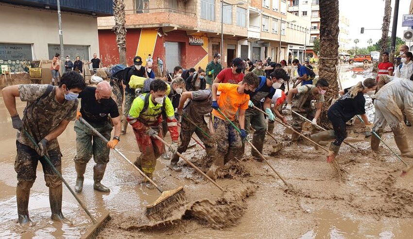  Paiporta commemora el primer aniversari de la DANA amb un homenatge col·lectiu