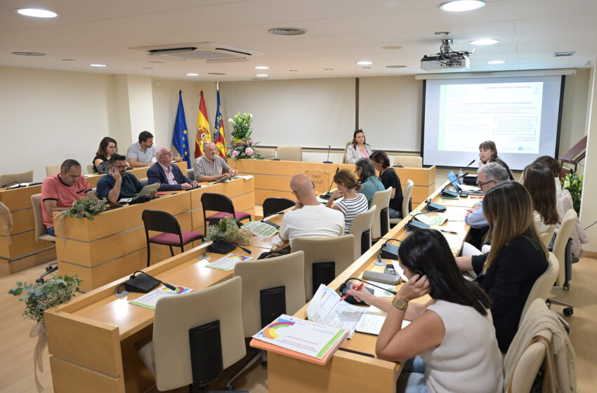 El primer Grup Motor d’Acció Comunitària en Salut per a la prevenció i el benestar aterra a Paiporta