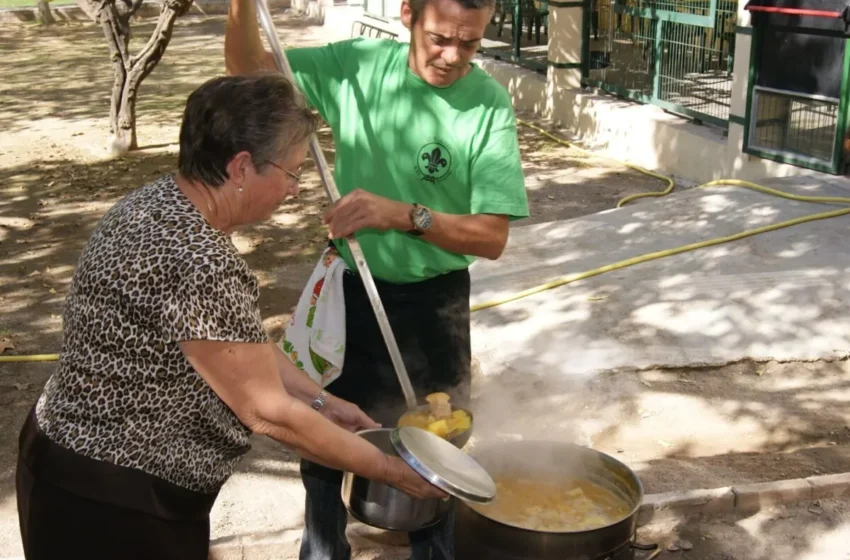 Godella celebra el 9 d’Octubre amb danses, música, mascletà i paelles populars