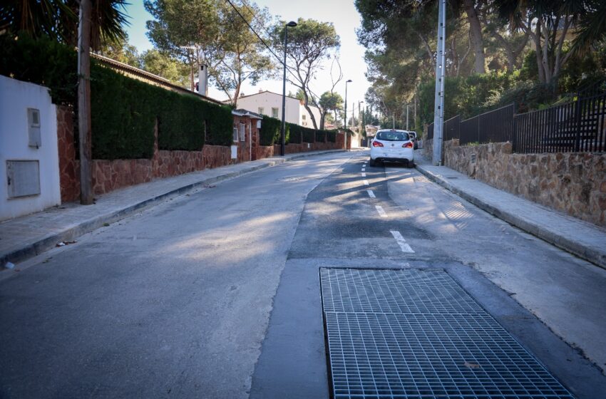 Torrent finalitza les obres que posen fi a dècades d’inundacions al carrer Sant Rosa de Lima