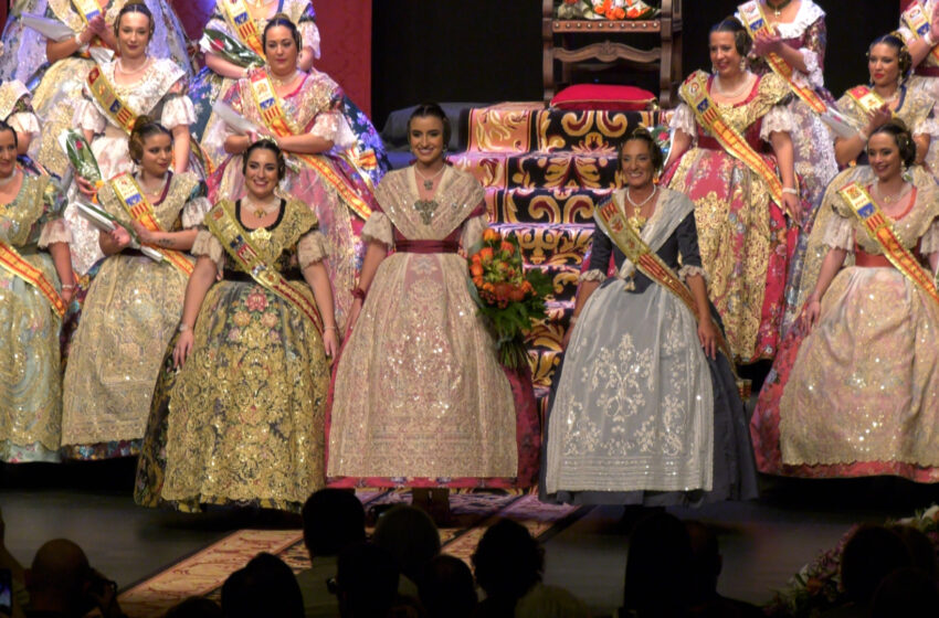  Alzira viu l’acte d’exaltació de les falleres majors d’Alzira 2026