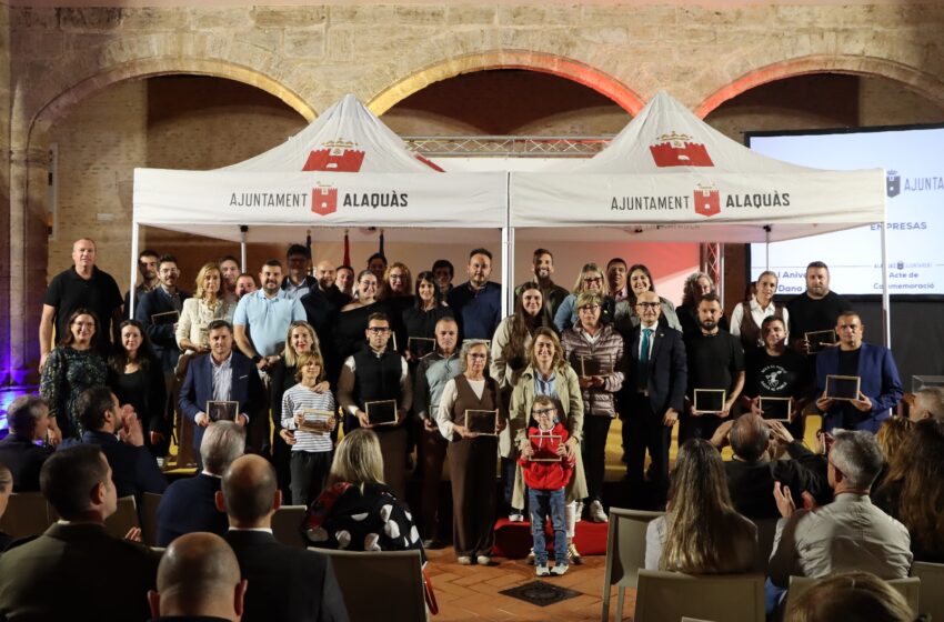  Alaquàs commemora el primer aniversari de la DANA del 29-O amb un emotiu acte al Castell