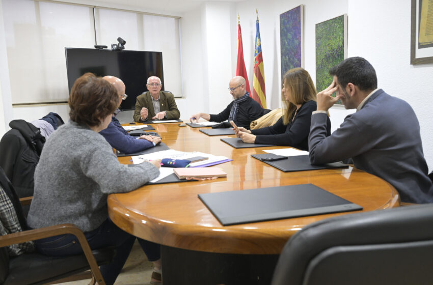  L’Ajuntament de Paiporta es reuneix amb APIP per agilitzar els tràmits amb asseguradores després de la DANA