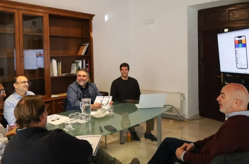  Puçol i Catarroja estrenen CIVIS, l’app de la Diputació per a comunicar incidències municipals