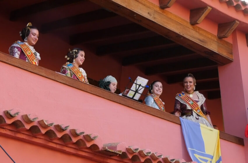  El Mareny de Barraquetes engega el compte enrere per a les Falles 2026 amb la tradicional Crida